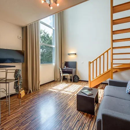 Hotel Zenitude Hôtel-résidences Le Parc De L'escale Toulouse